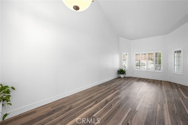 Building Photo - 2982 La Vista Ave