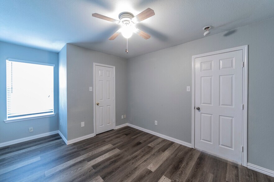 Building Photo - 11765 Bobcat Dr