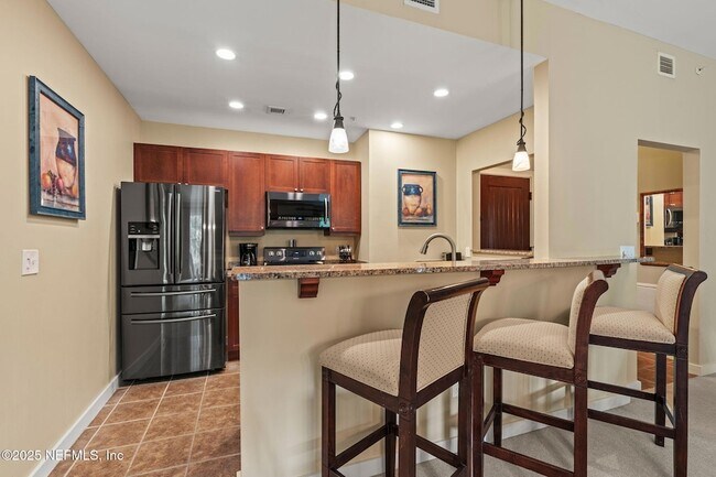 Building Photo - 945 Registry Blvd