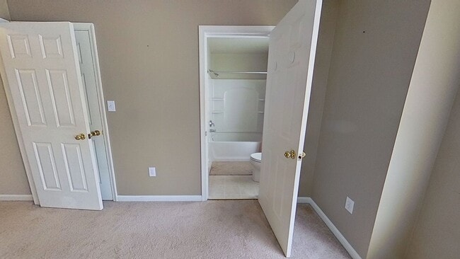 Building Photo - 3 Bedroom Townhome in Conewago Township