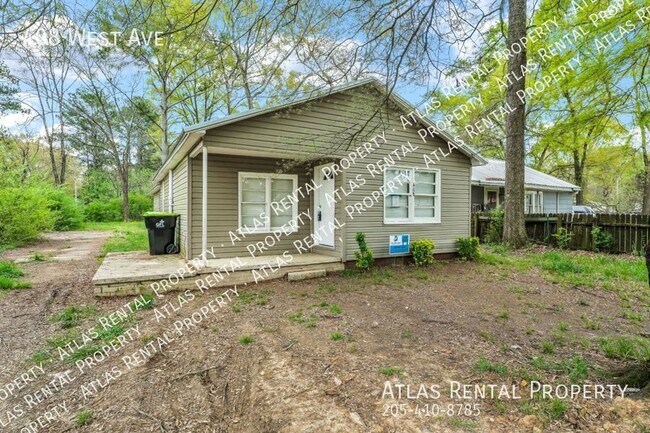 Building Photo - 408 West Ave