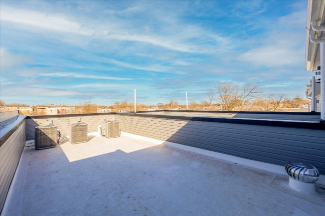 Building Photo - 3841 Wallace St