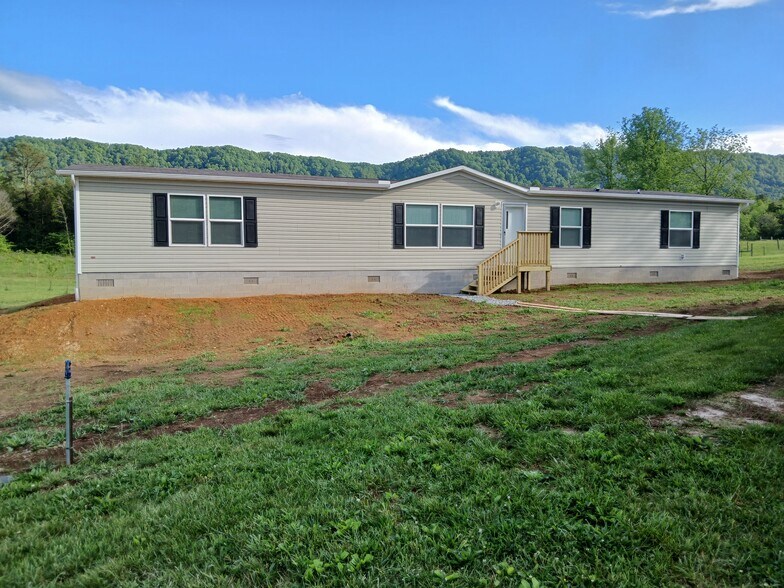 Primary Photo - 519 Dalton Rd