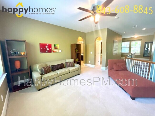 Building Photo - 1046 Blakeway St
