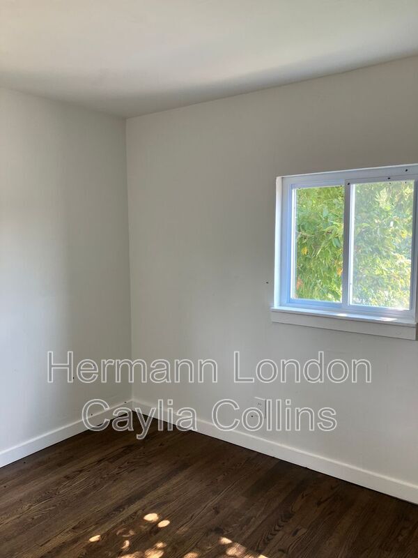 Building Photo - 4124 N Lindbergh Blvd