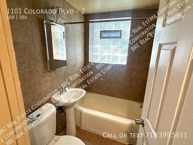 Building Photo - 1101 Colorado Blvd