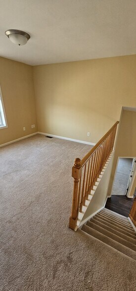 Building Photo - 5113 Minuteman Ln