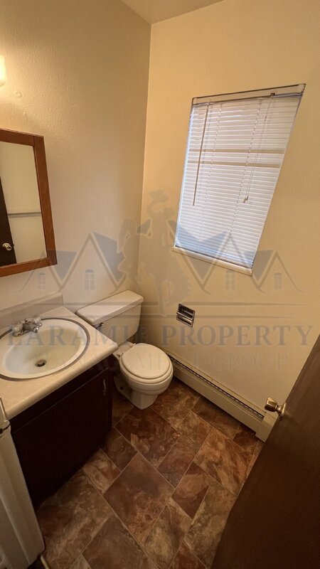 Building Photo - 710 Downey St