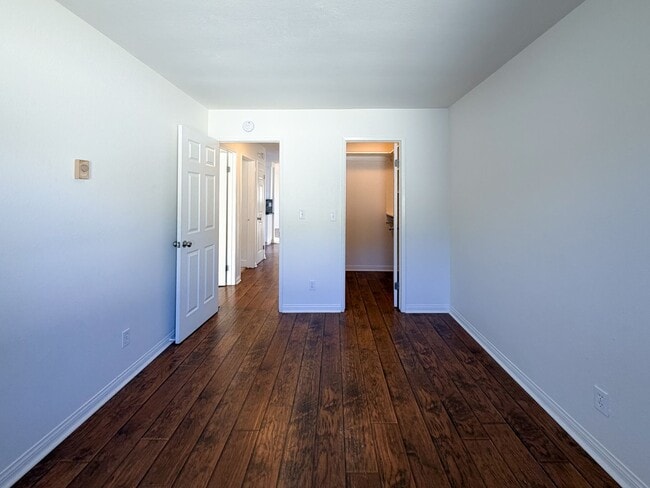 Building Photo - Ventura | 2 Bed + 1 Bath | Shenandoah Penthouse