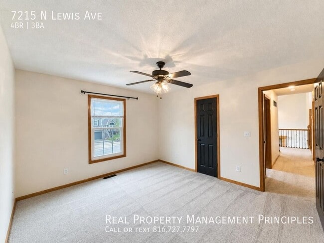 Building Photo - 7215 N Lewis Ave