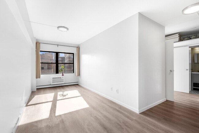 Primary Photo - 198 Bowery