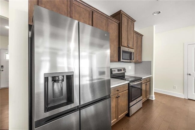 Building Photo - 7673 Squire Ct