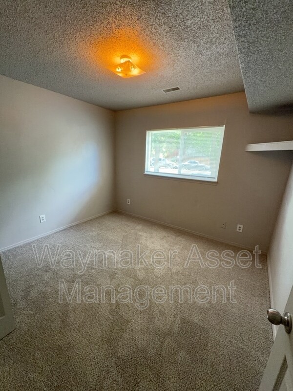 Building Photo - 1161 Mazatlan Cir