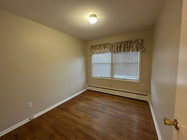 Building Photo - South Hill 3-Bedroom, 2-Bath Rancher with Finished Basement