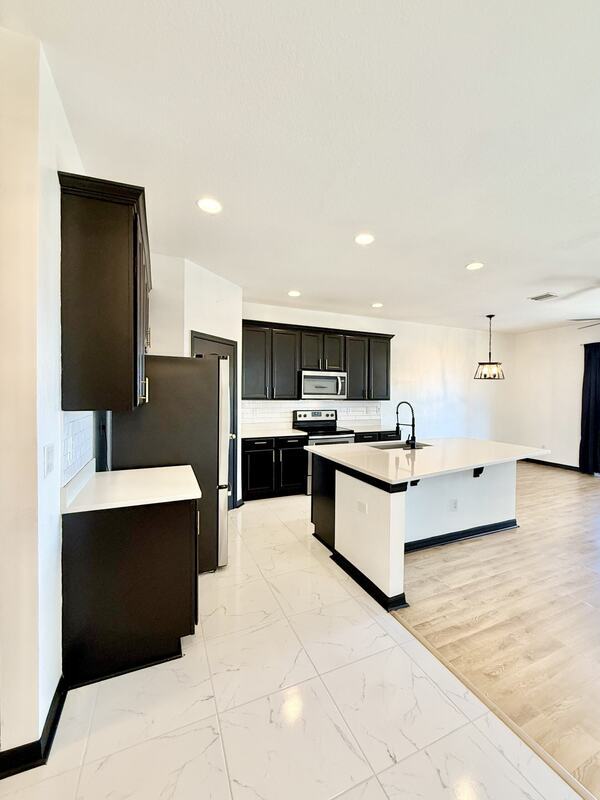 Building Photo - 4978 White Sanderling Ct