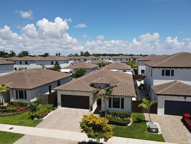 Building Photo - 11939 SW 241 Ter