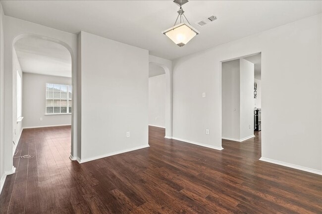 Building Photo - 3920 Malibu Sun Dr