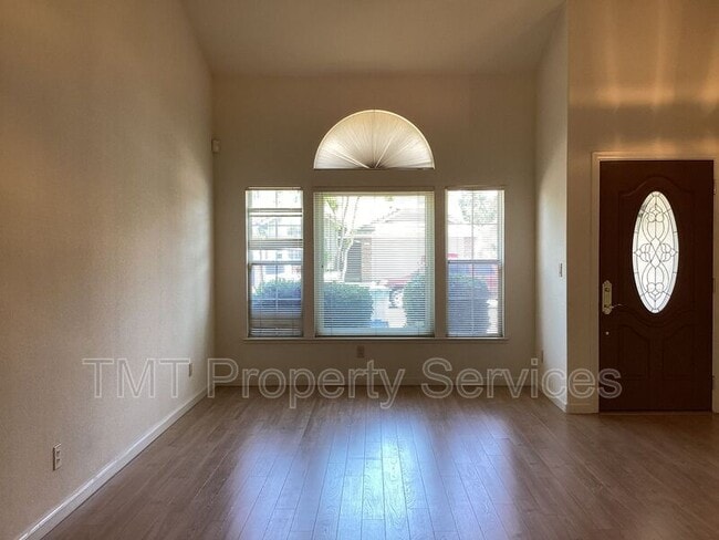Building Photo - 10188 Gatemont Cir