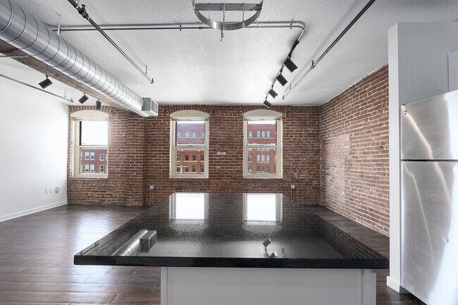 Building Photo - Unity Lofts