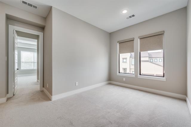 Building Photo - 6129 Echelon Way