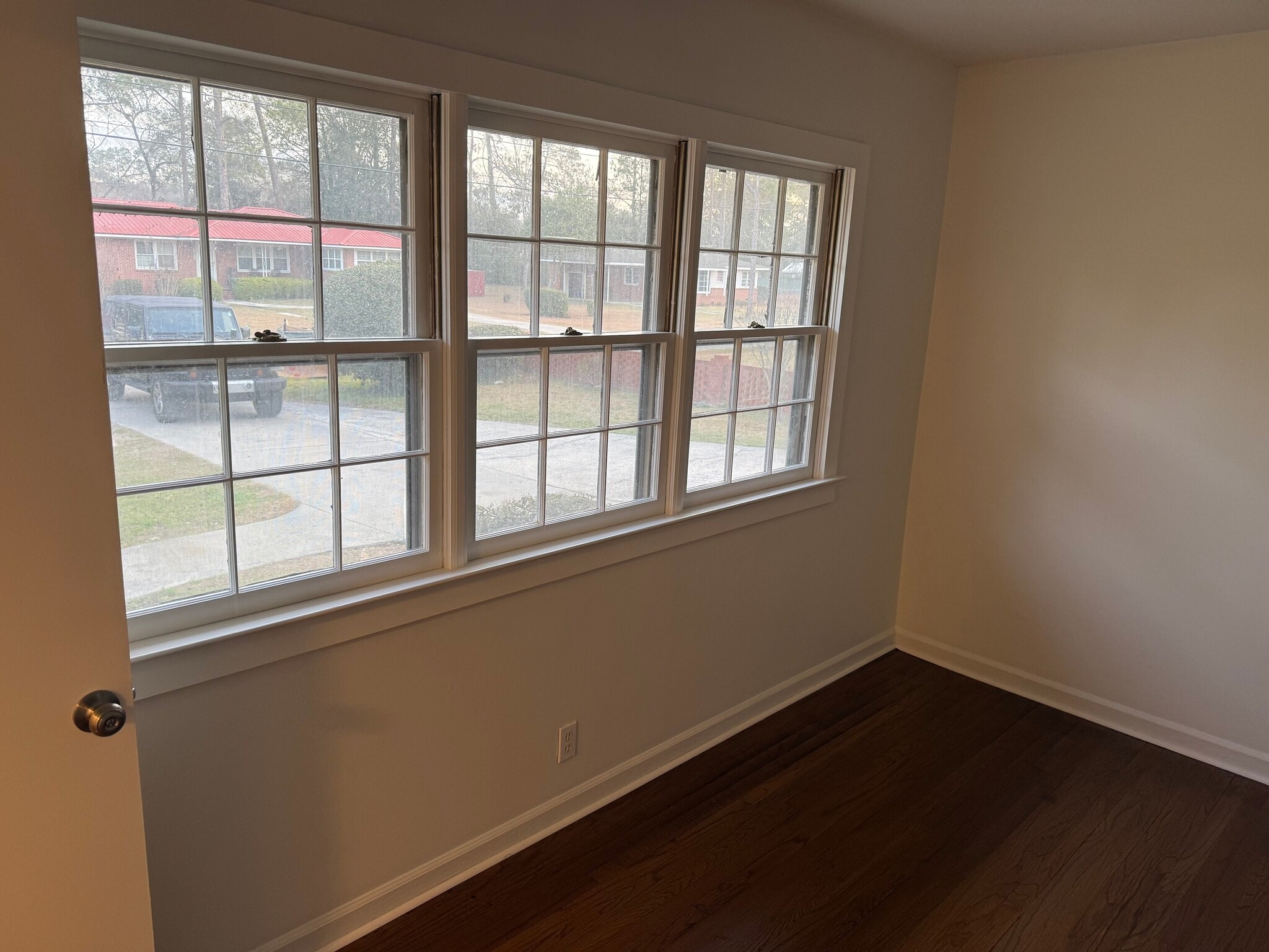 Building Photo - 1614 Woodrow Ave