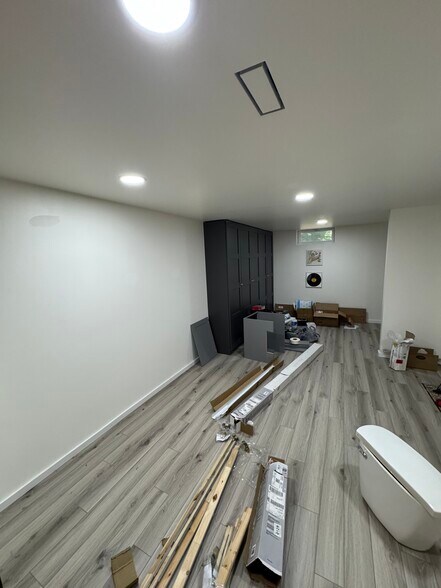 Building Photo - 3806 Byram Ave