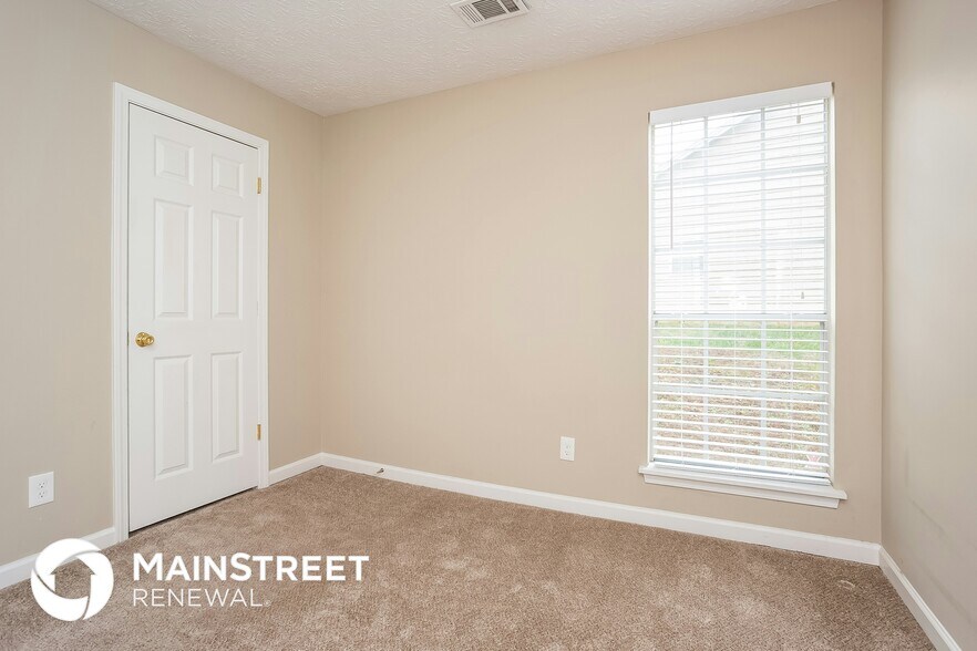 Building Photo - 8308 Beechwood Trce