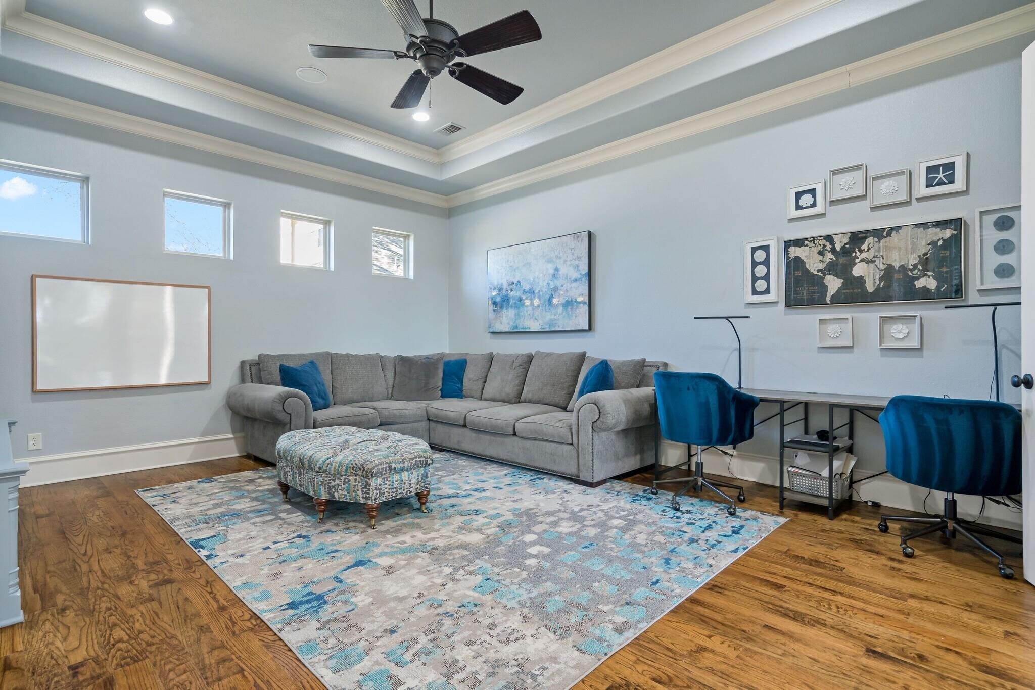 Building Photo - 931 Woodview Dr