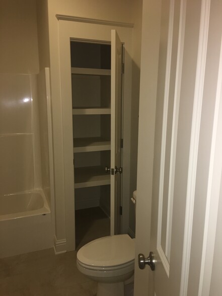 Linen Closet - 7331 Spruce St
