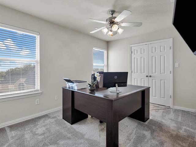 Building Photo - 2700 Club Ridge Dr