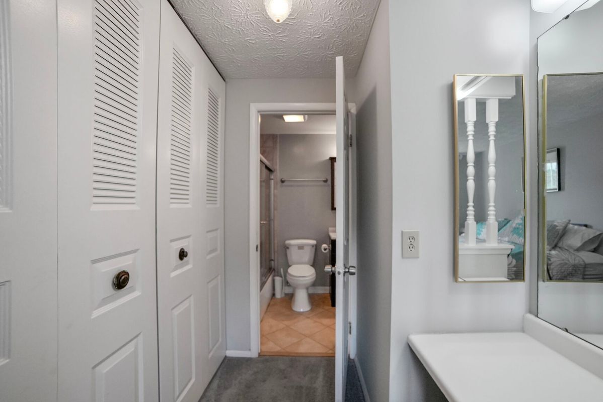 Building Photo - 3650 Castle Terrace