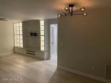 Building Photo - 600 Domenico Cir