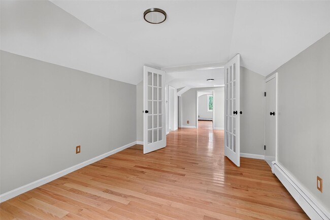 Building Photo - 52 Luxton Lake Rd