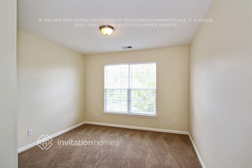 Building Photo - 9023 Tintinhull Ln