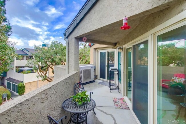 Building Photo - 9771 Mesa Springs Way