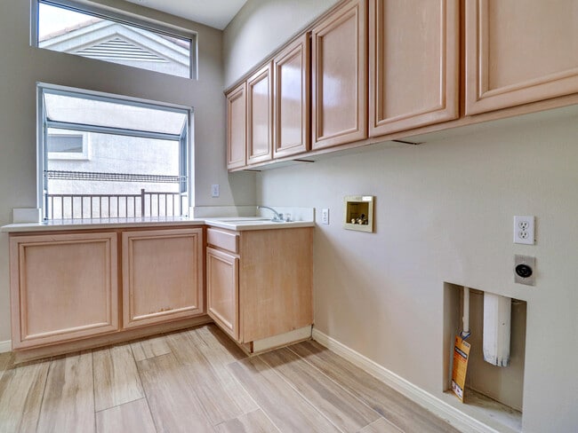 Building Photo - 38574 Clear Sky Way