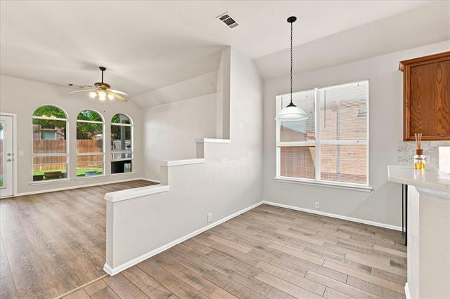Building Photo - 2812 Thorncreek Ln