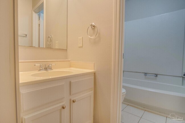 Building Photo - 3164 Cedarwood Village Ln