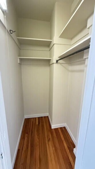 Building Photo - 1245 California St