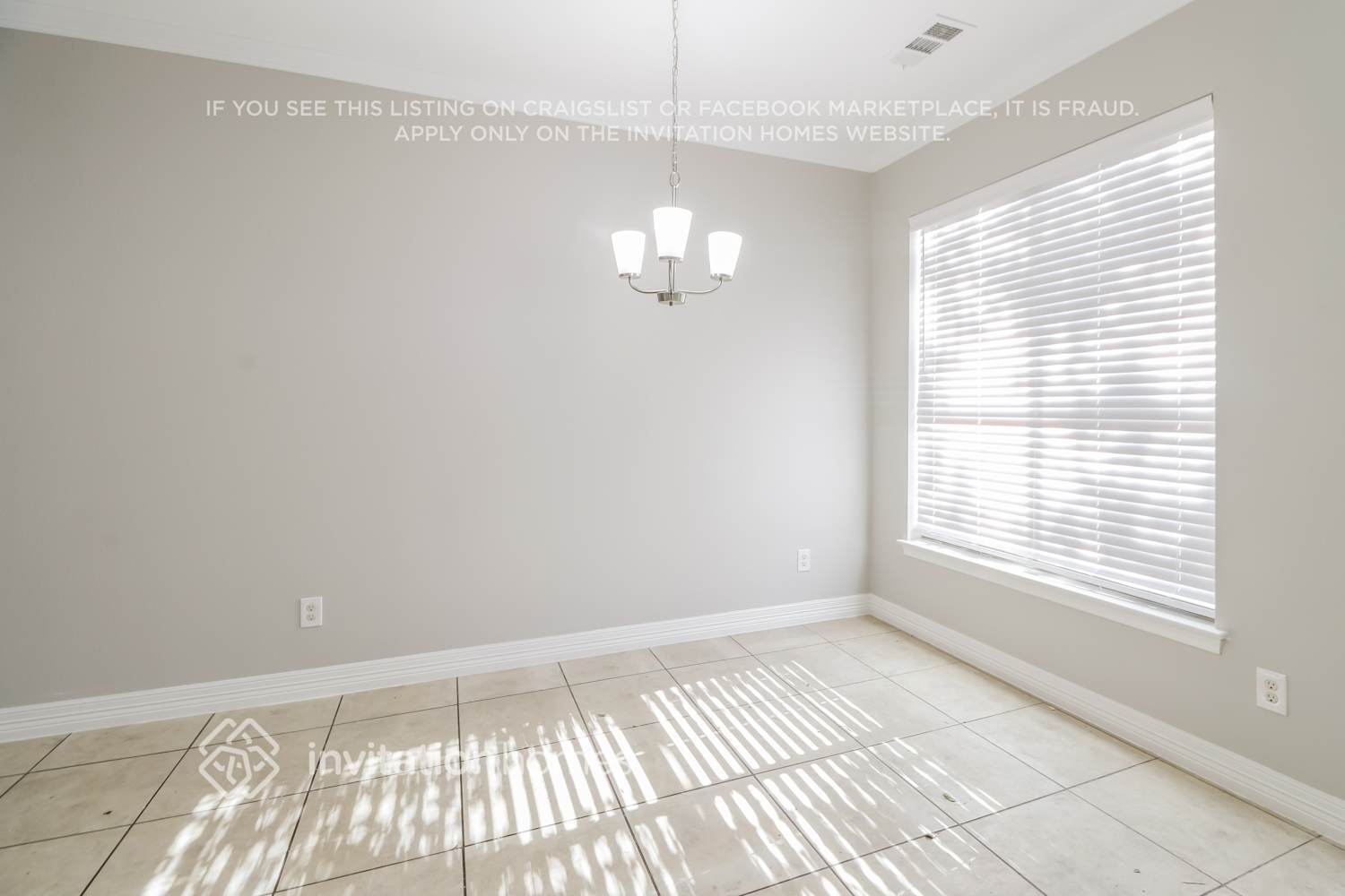 Building Photo - 17209 Panorama Dr