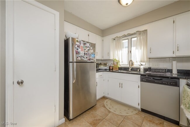 Building Photo - 2914 Burnham Jump Dr