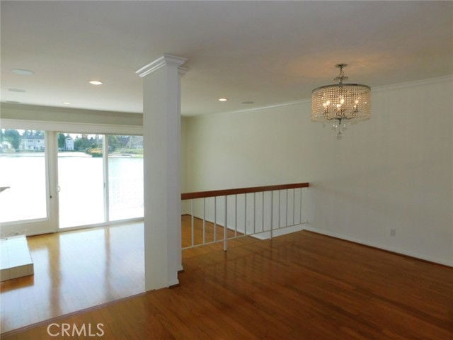 Building Photo - 7 Lakeview