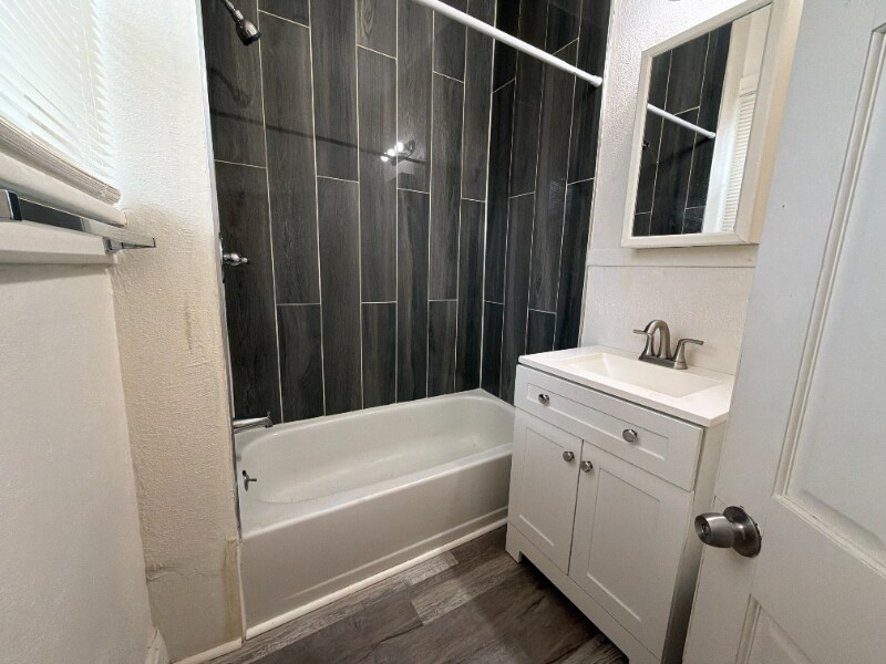 Building Photo - 2130 4th Ave