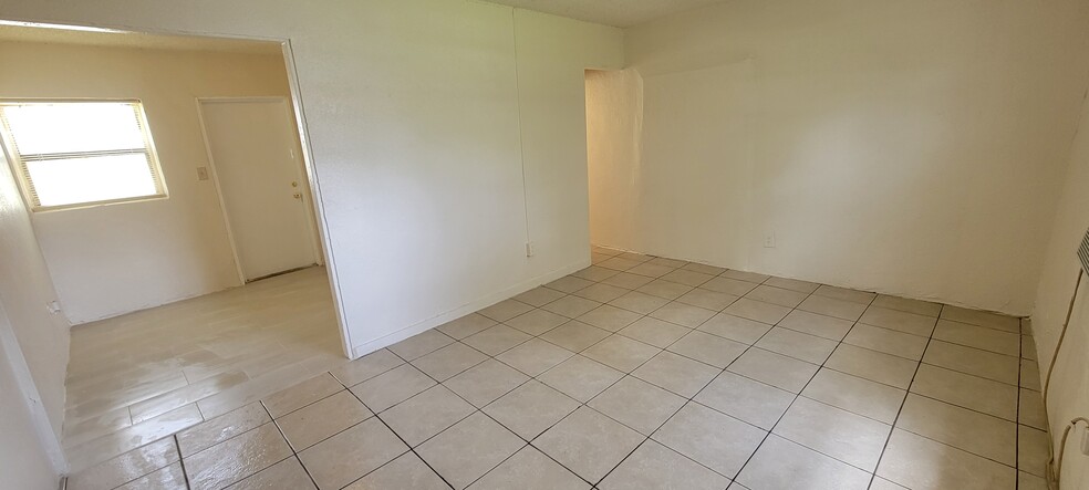 Living Area - 2746 NW 6th Ct