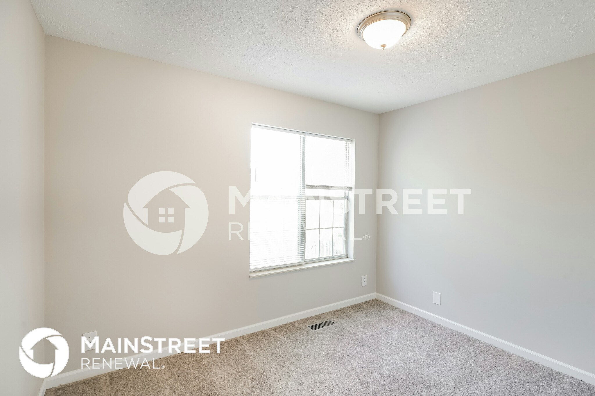 Building Photo - 503 Selsey Ct S