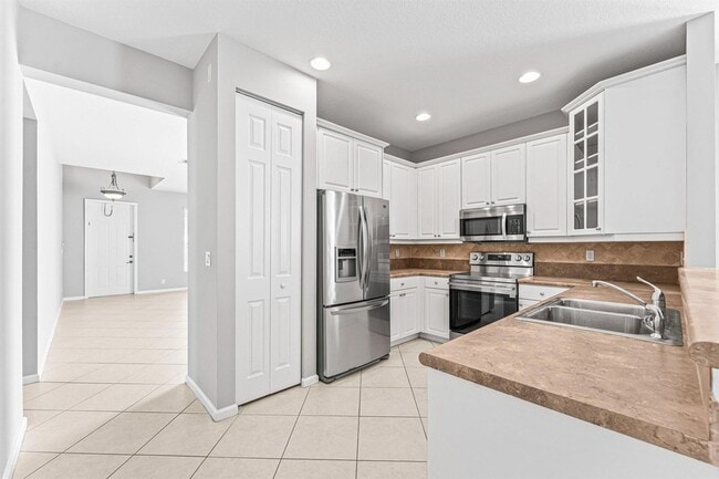 Building Photo - 443 Belle Grove Ln