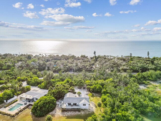 Building Photo - 7745 Manasota Key Rd