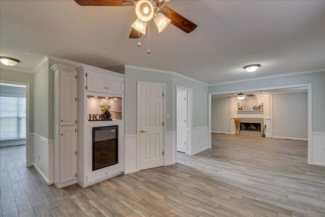 Building Photo - 787 Springbrook Cir