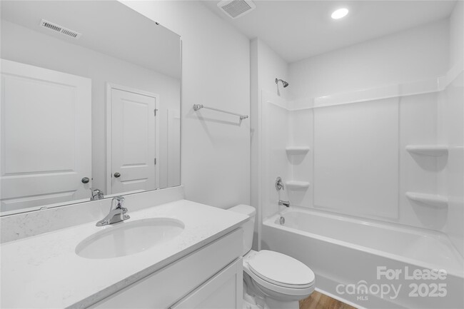 Building Photo - 5150 Hyrule Dr