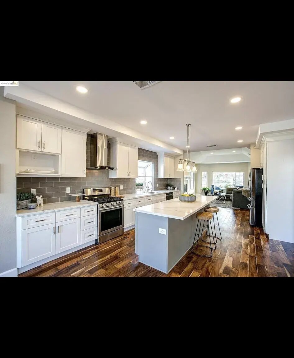 Building Photo - 2334 Reef Ct